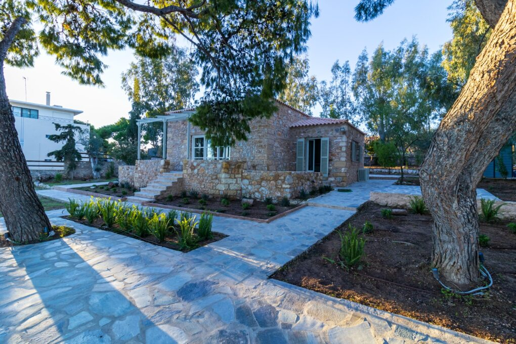 Neraki Villa, Νέα Πέραμος